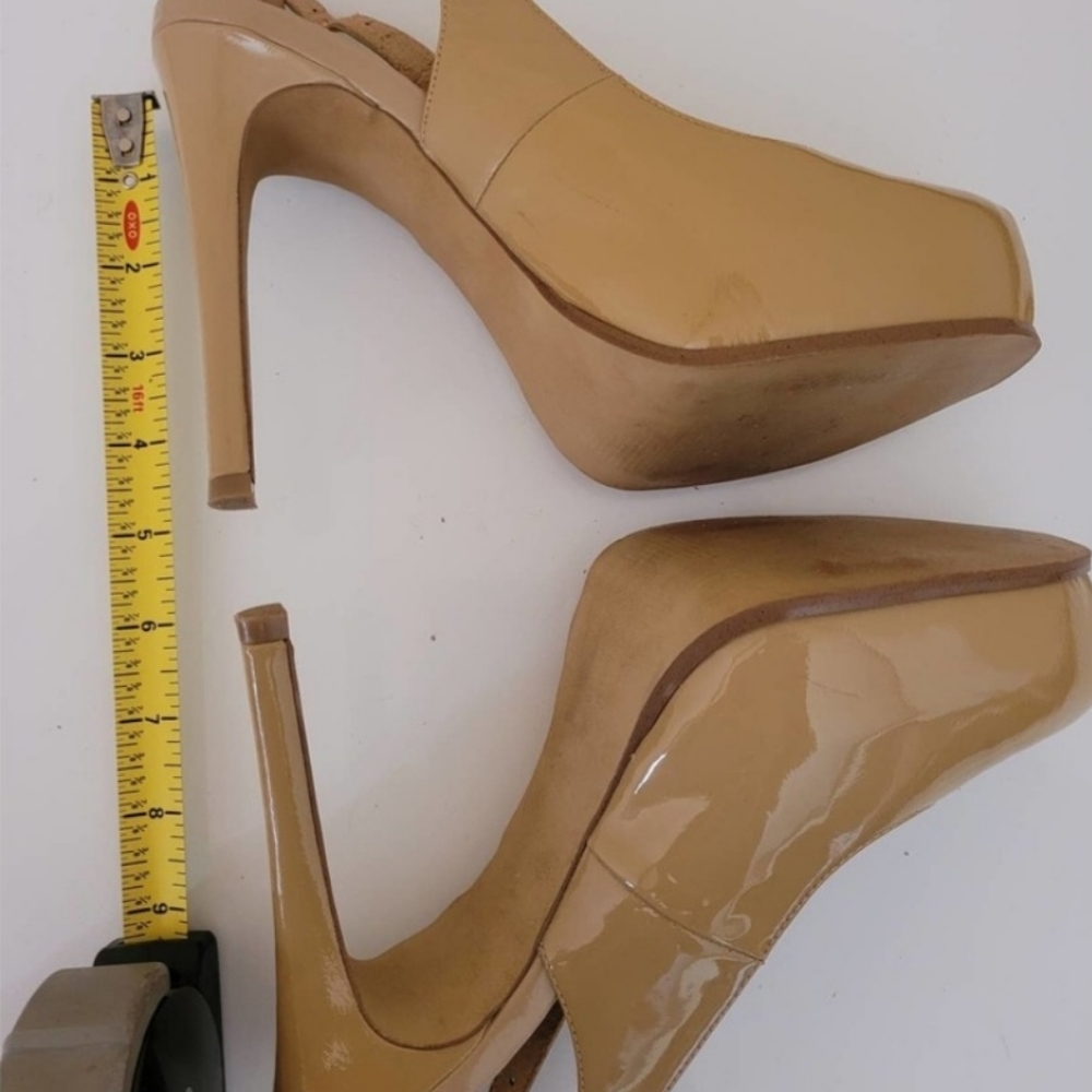 Steve Madden Staciee Patent Heel. Size 6.5. - image 6